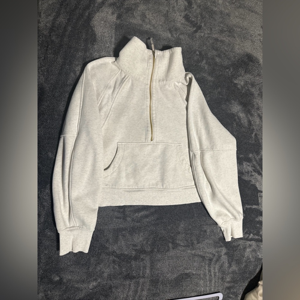 EUC Lululemon Cropped Scuba Sweatshirt